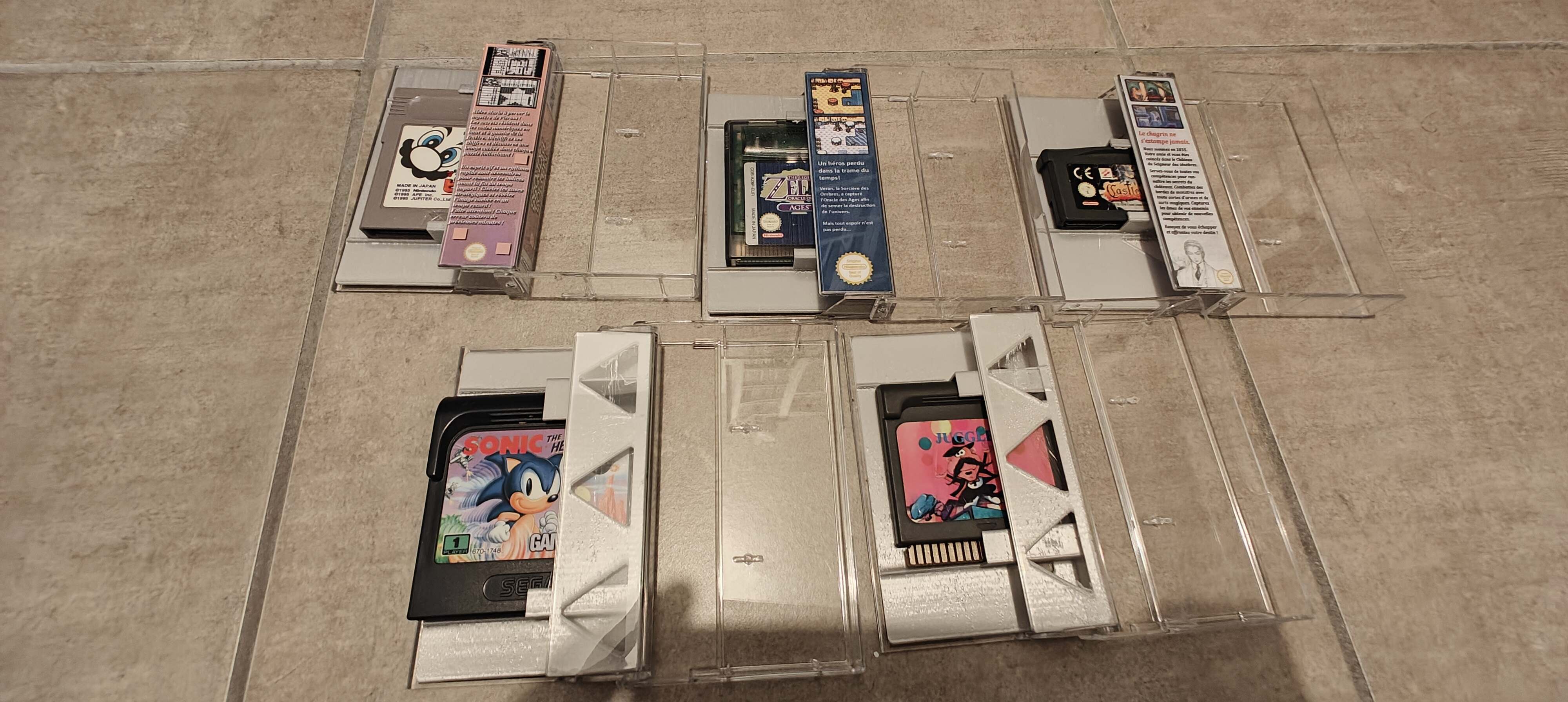 Boitier avec l'insert et les cartouches